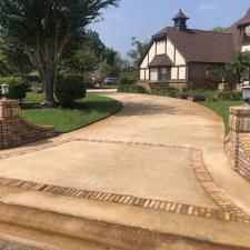 Top-Quality-Driveway-Washing-Performed-in-Ormond-Beach-Florida 4