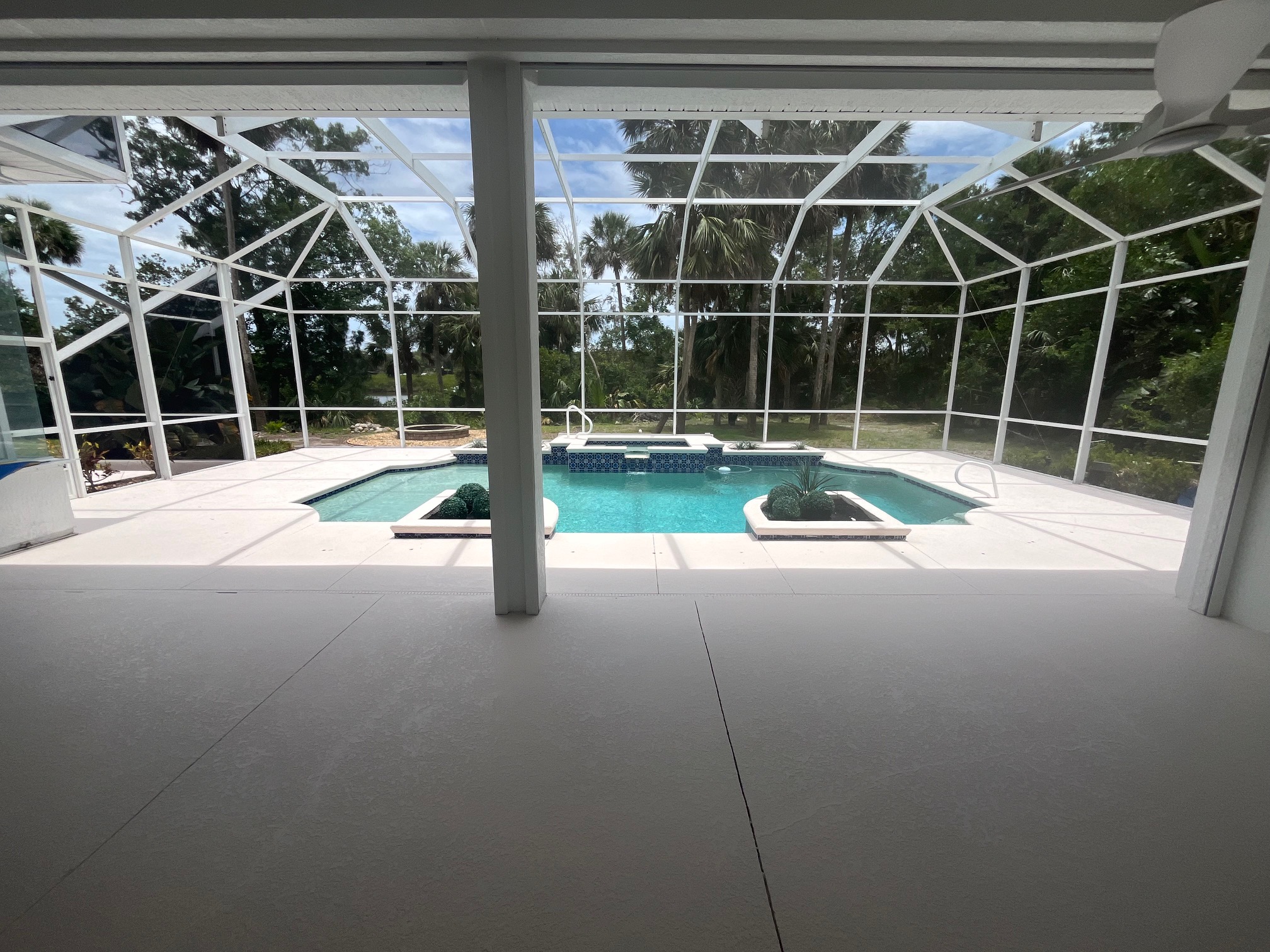 Transformational Pool Enclosure Cleaning In Port Orange, Florida 2